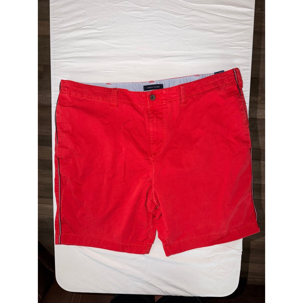 Tommy Hilfiger Mens Red Chino Shorts Size 42 Flat Front Casual Cotton